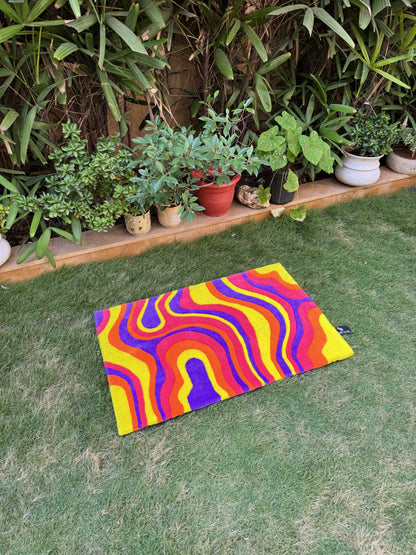 Vibrant Waves Tufted Rug